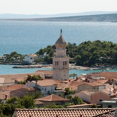 Surfer's Lodge, Nature Driven With Sauna Krk Town