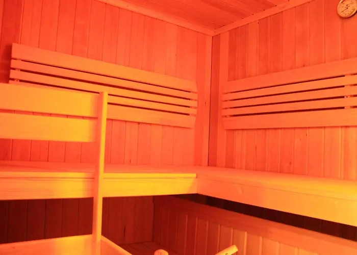 Surfer's Lodge, Nature Driven With Sauna