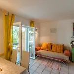 Surfer's Lodge, Nature Driven With Sauna * Veglia