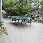 Surfer's Lodge, Nature Driven With Sauna Apartament